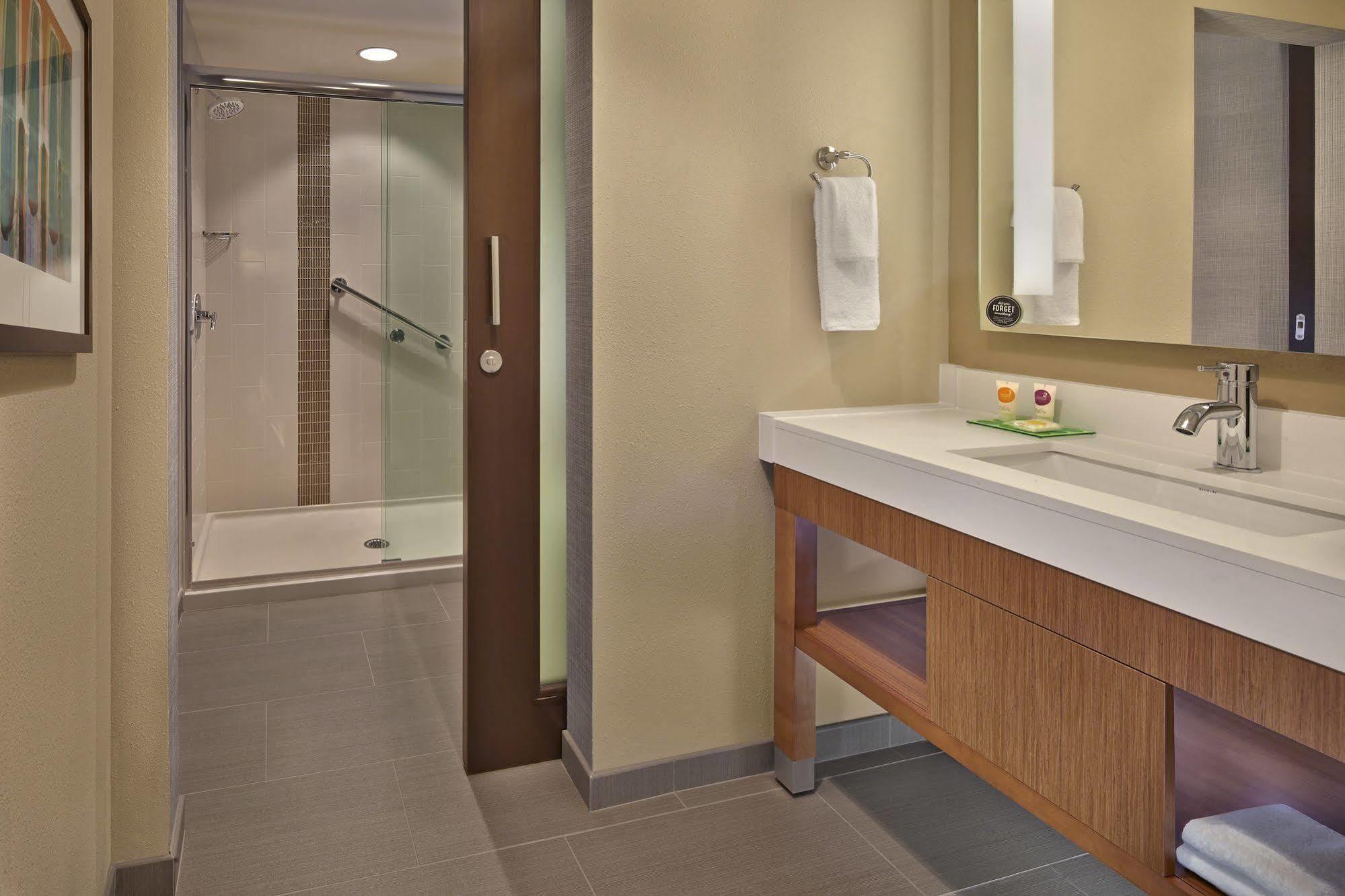 Hyatt Place Чейпъл Хил Екстериор снимка